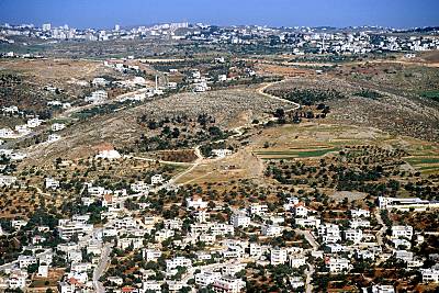 Khirbet el-Maqatir, Beitin aerial from east